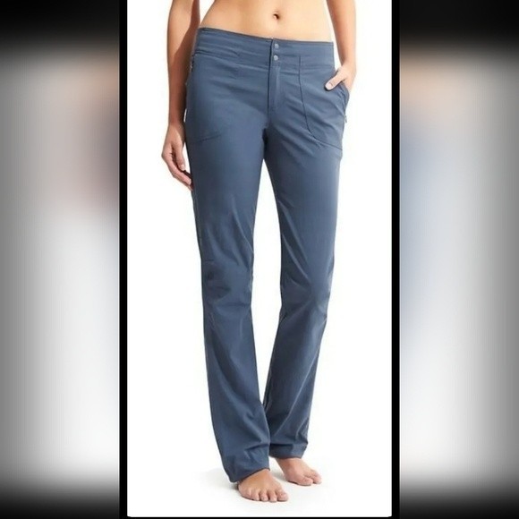 Athleta Pants - Athleta size 6 Trekkie Hiking Pants Zip Pockets
